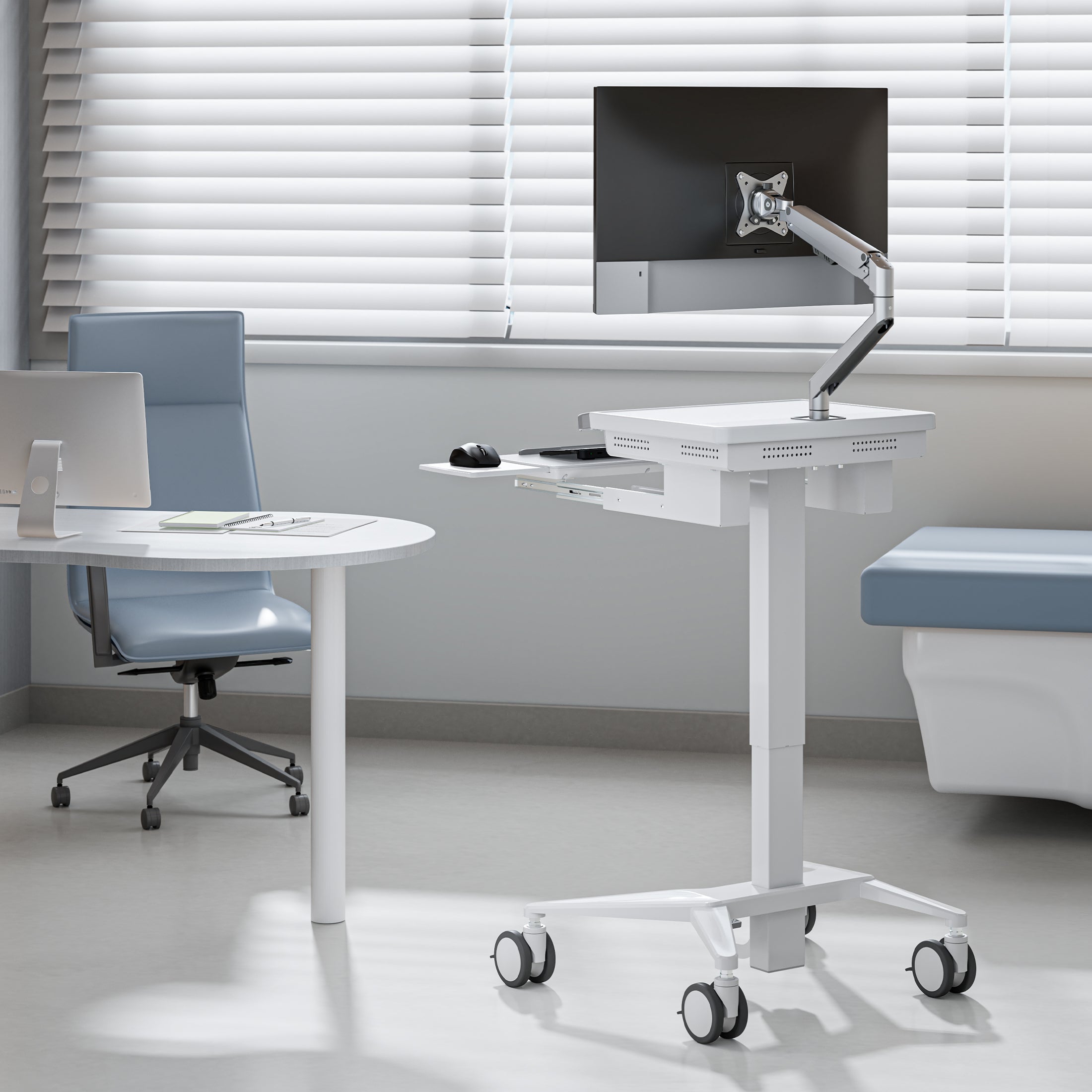 Monitor Arm for MedHub Medical Carts